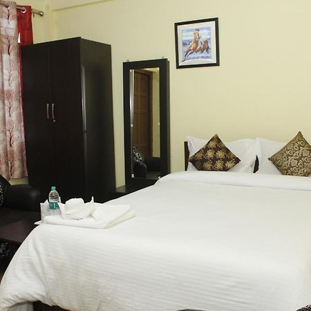 Aurora Guest House Shillong Kültér fotó