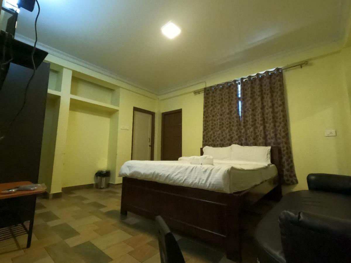 Aurora Guest House Shillong Kültér fotó