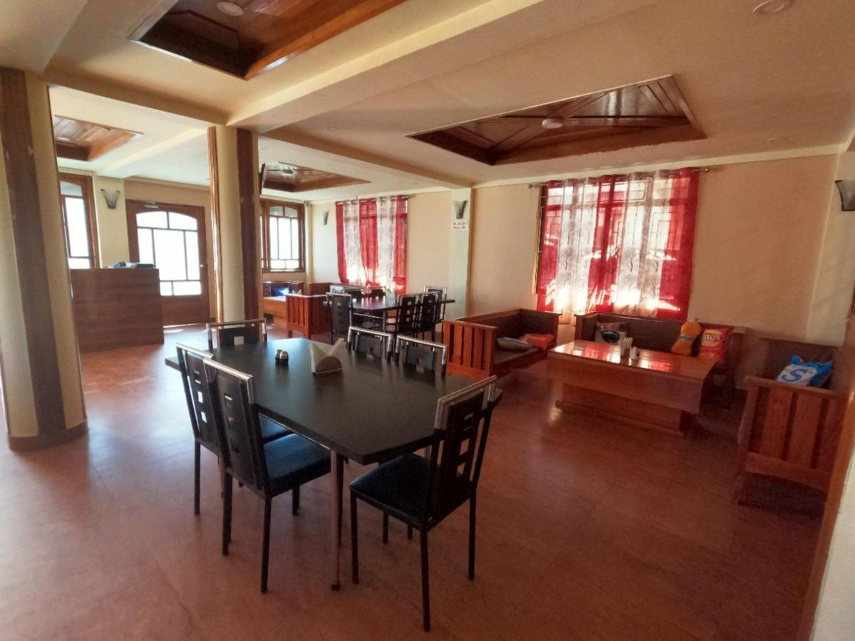 Aurora Guest House Shillong Kültér fotó