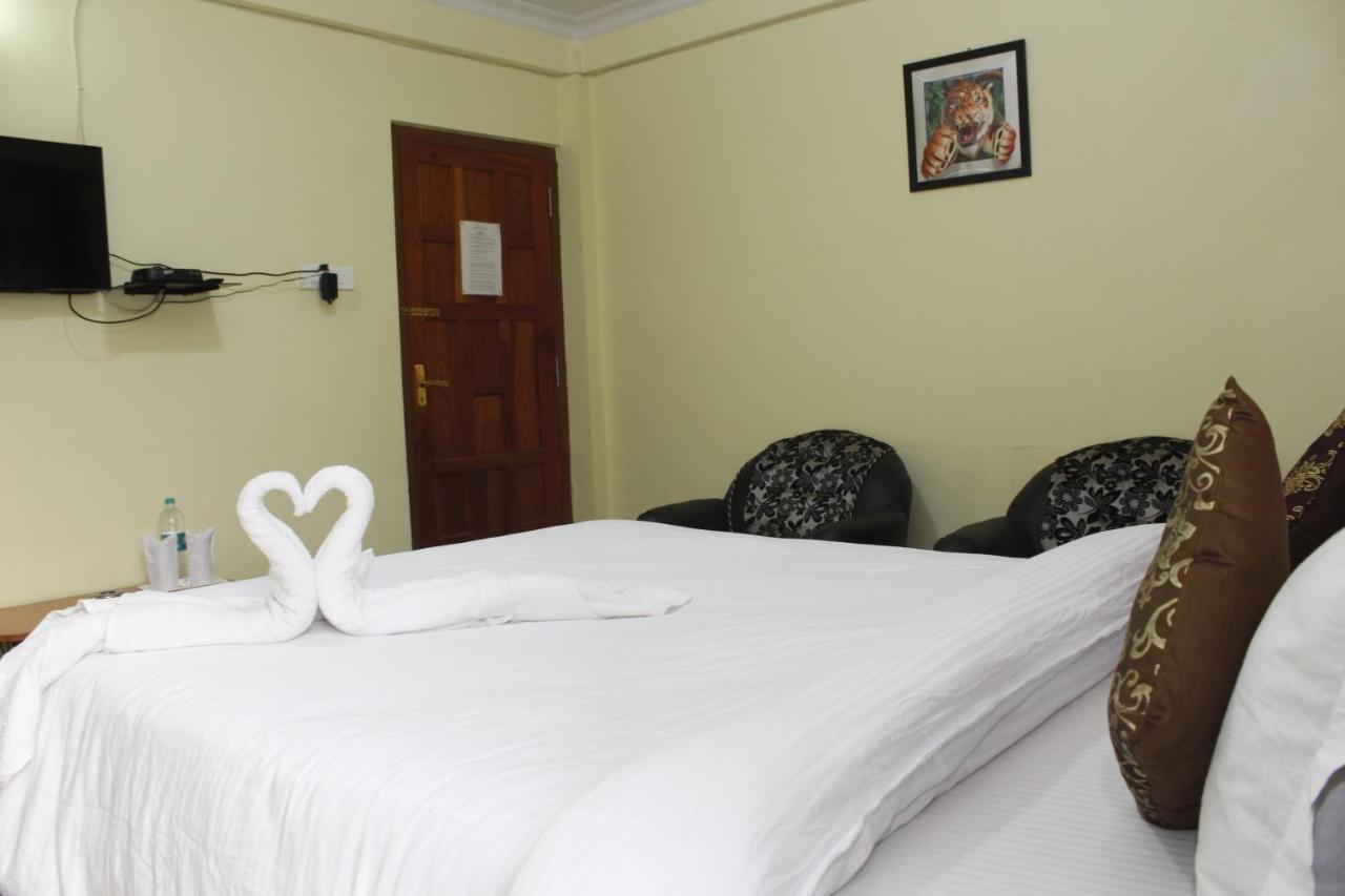 Aurora Guest House Shillong Kültér fotó