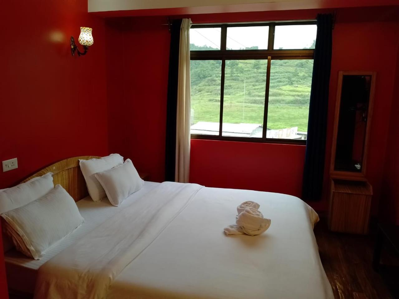 Aurora Guest House Shillong Kültér fotó