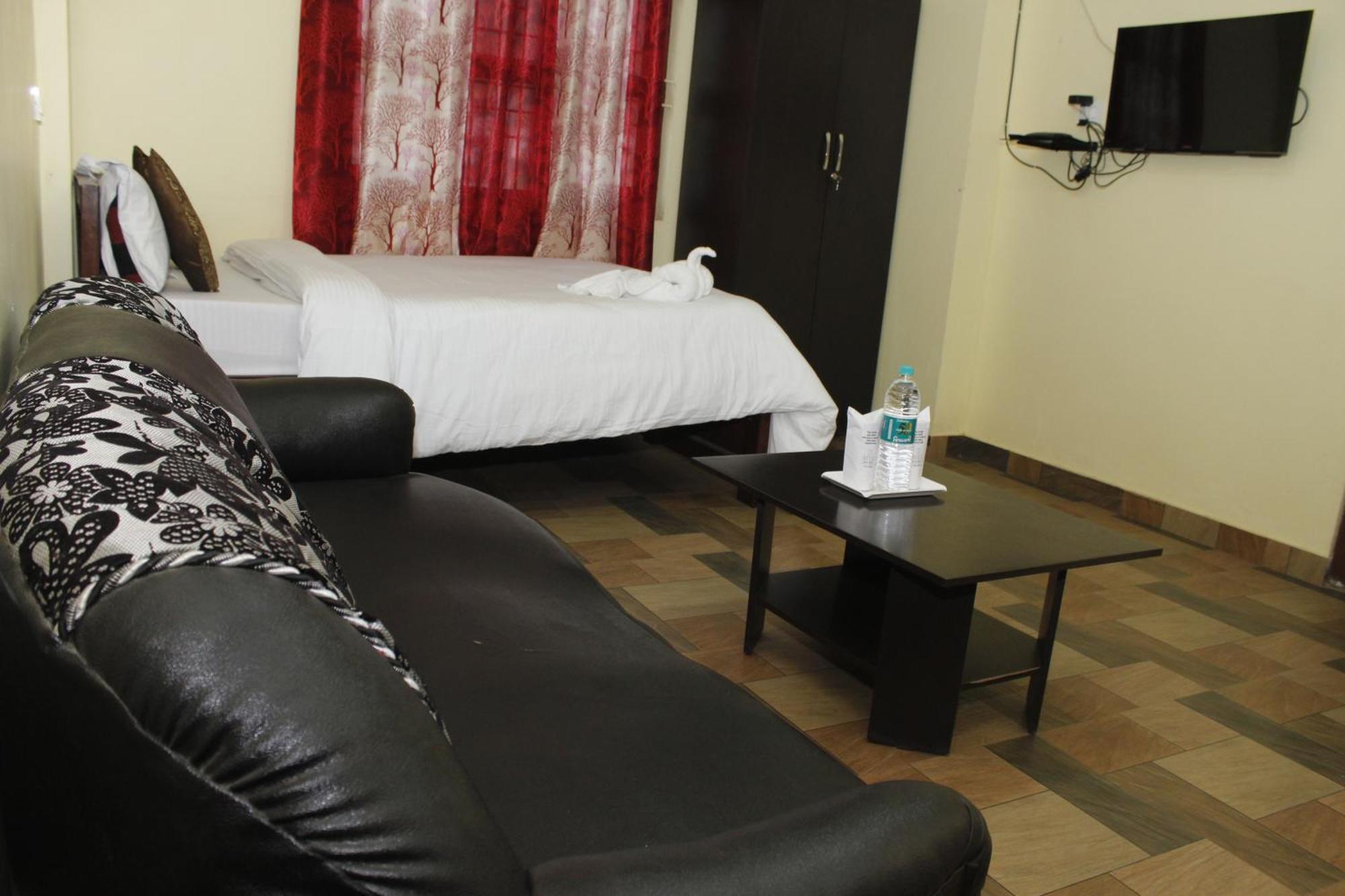 Aurora Guest House Shillong Kültér fotó